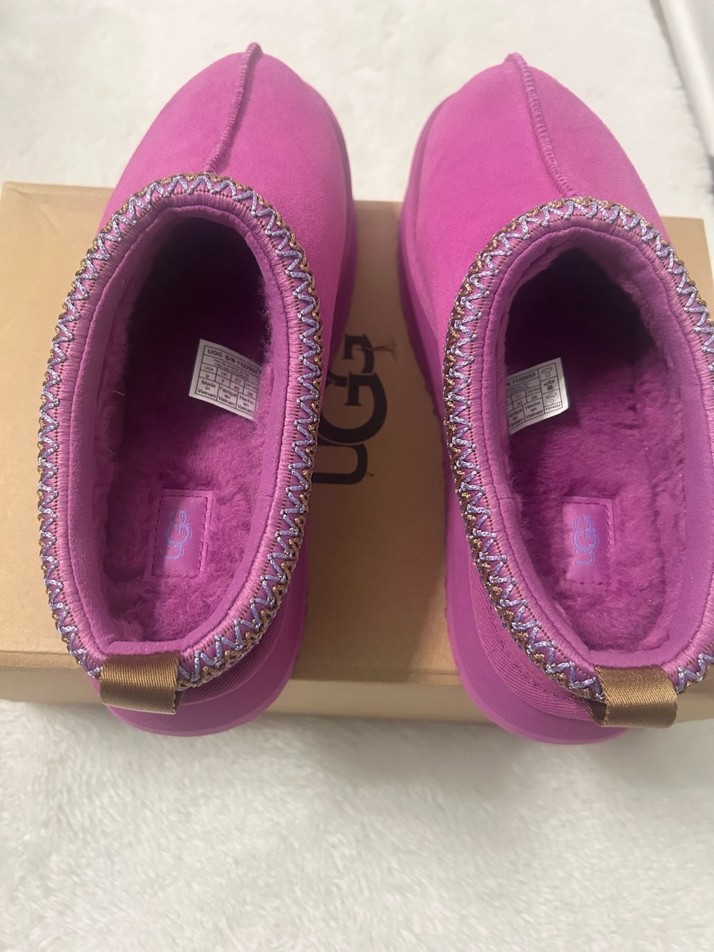UGG Tazz Slip-On Slipper — Mangosteen - Picture 10 of 17